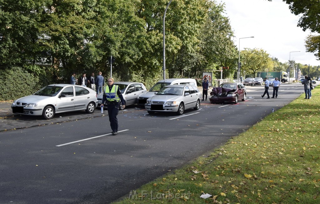 VU Koeln Buchheim Frankfurterstr Beuthenerstr P090.JPG - Miklos Laubert